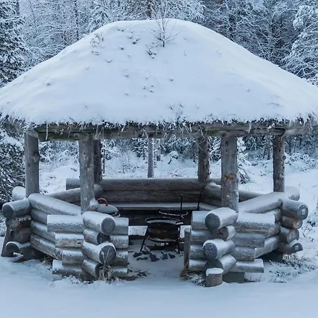 Spectacular Rural Log House With 2 Saunas Next To A Beautiful