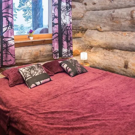 Spectacular Rural Log House With 2 Saunas Next To A Beautiful * 库萨莫