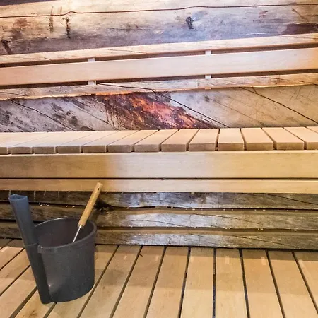 Casa de Férias Spectacular Rural Log House With 2 Saunas Next To A Beautiful *