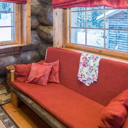 Spectacular Rural Log House With 2 Saunas Next To A Beautiful 库萨莫