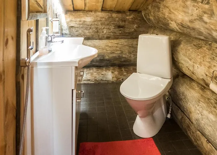 Spectacular Rural Log House With 2 Saunas Next To A Beautiful * 库萨莫