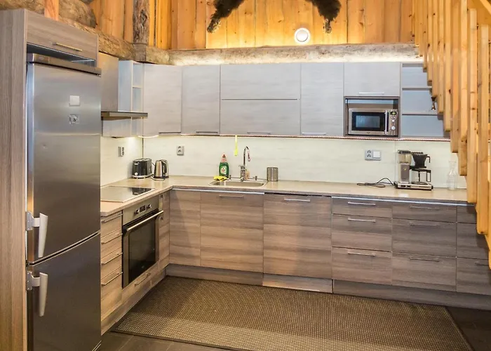 Spectacular Rural Log House With 2 Saunas Next To A Beautiful * 库萨莫