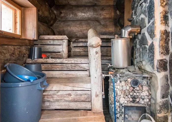 Spectacular Rural Log House With 2 Saunas Next To A Beautiful 库萨莫
